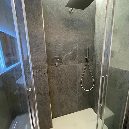 Del Cervino Cir N 0016 דירה *